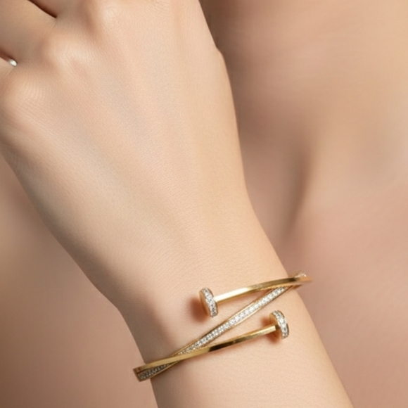 Gold Rhinestone Bracelet - Picture 3 of 8